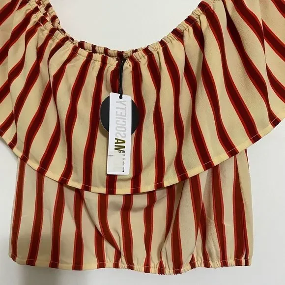 NWT Amuse Society Between The Lines Size M Off the Shoulder Red/Cream Crop Top - Picture 2 of 7